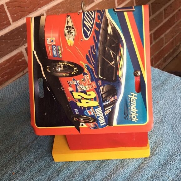 Jeff Jordan Birdhouse - Picture 5 of 10